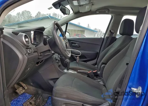 2015 Chevrolet Trax 1Ls z USA, uszkodzony, nr VIN KL7CJPSB6FB119652